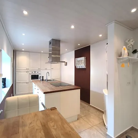 아파트 Hilde - Gemuetliche Und Moderne Bei Der Porzellanboerse